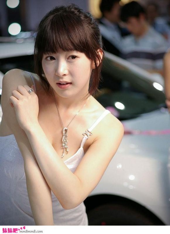 韩国可爱模特李佳娜车展高清写真
