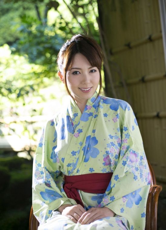 日本和服女优波多野结衣私房高清写真