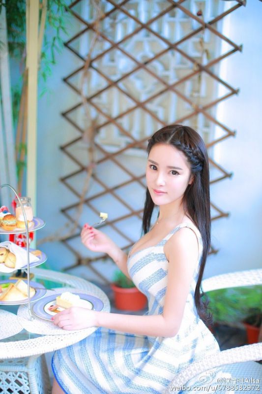 中国美女模特谭睿琪Ailsa微博私拍写真