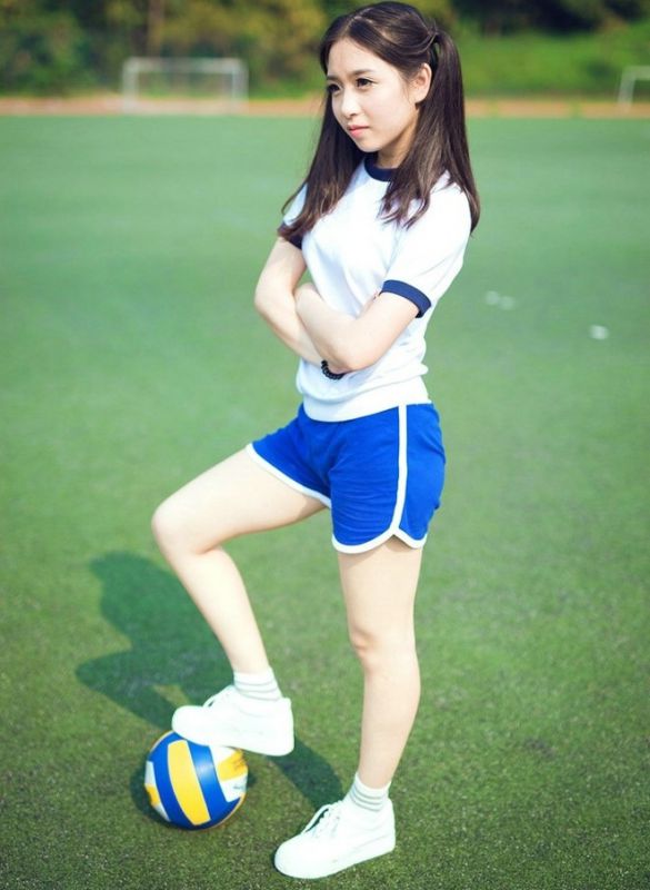 校园足球宝贝清纯靓丽运动装青春活力甜美俏皮写真