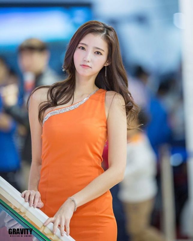 韩国美女车模金宝拉KimBora高清养眼图片