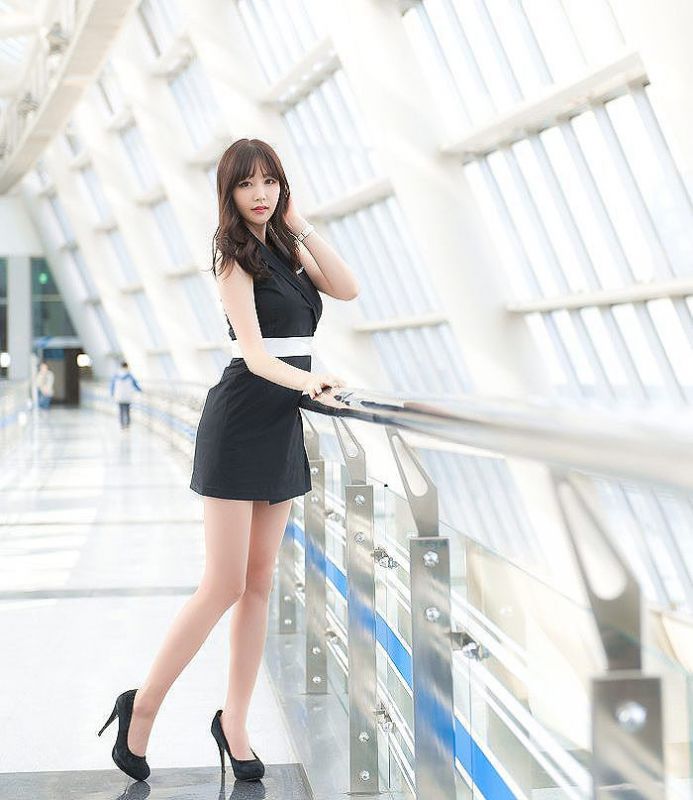 韩国美女车模洪智妍车展摄影图片