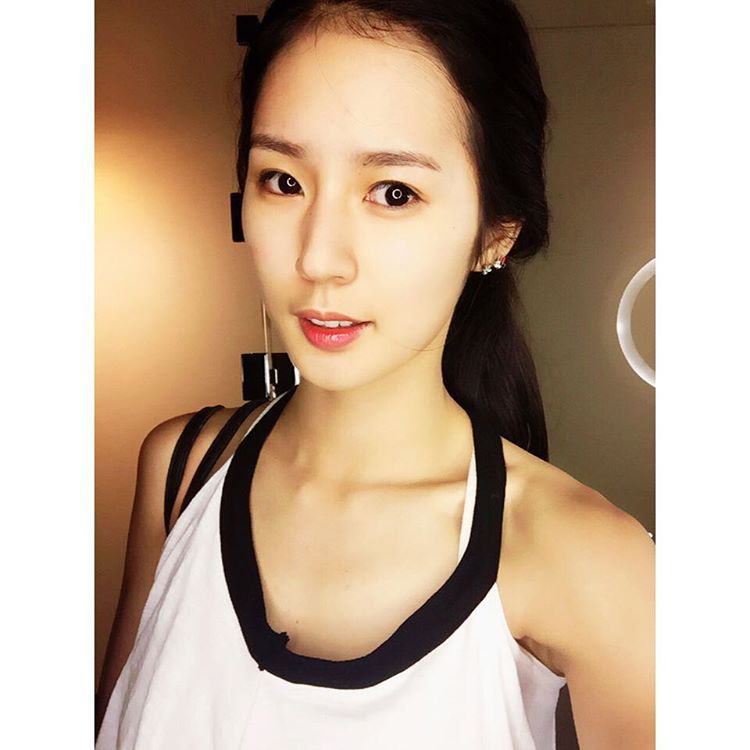 韩国美女啦啦队长朴琪梁自拍写真图片