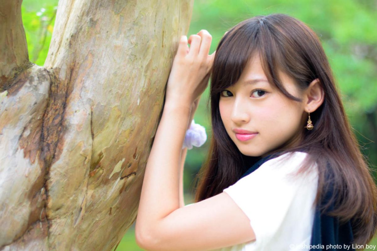 日本学生模特中尾有伽清纯甜美写真图片