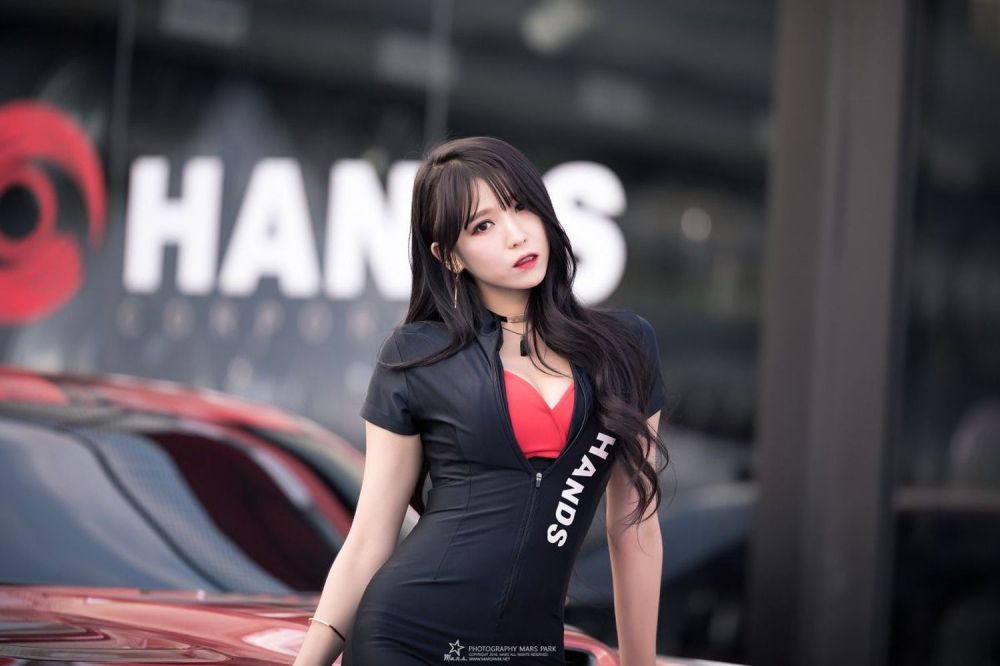 韩国美女李仁慧制服短裙写真气质迷人