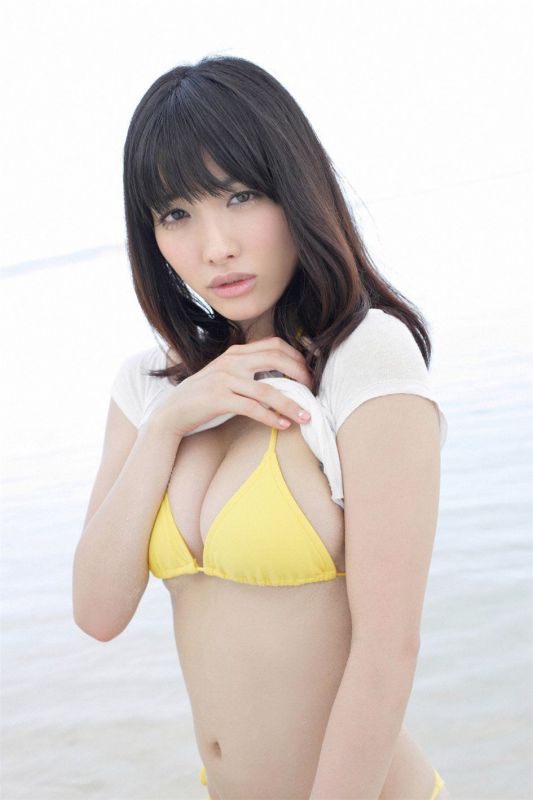 日本美女拍写真超诱惑 日本爆乳美女今野杏南比基尼内衣诱惑写真