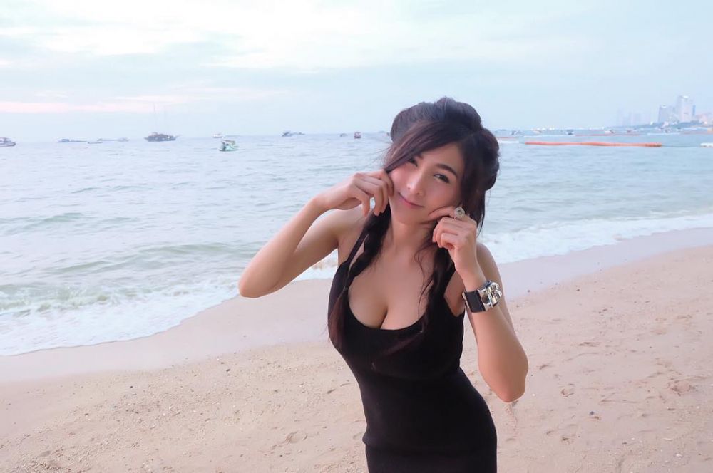 泰国美女模特Cawaii Kanom酥胸诱人私房照
