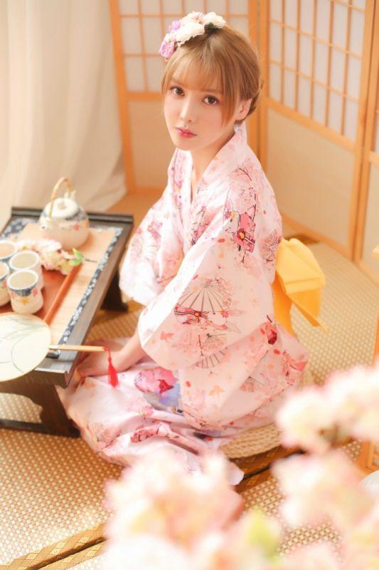 日本和服美女清纯唯美性感玉足养眼写真