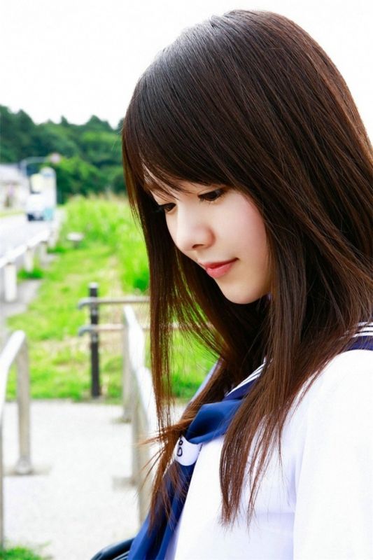 日本乡间校园制服美女清纯可爱气质脱俗图片