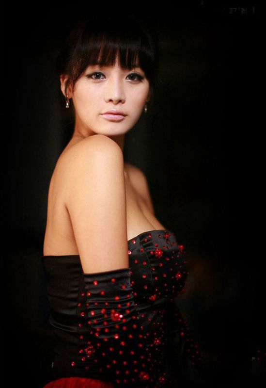 韩国美女模特林智慧长裙气质写照