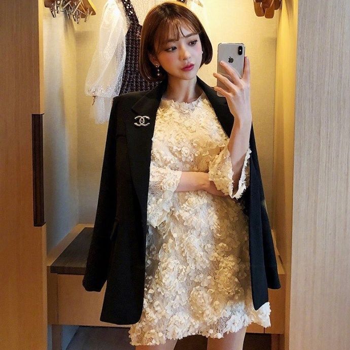 韩国美女名模气质居家自拍可爱卖萌短发图片