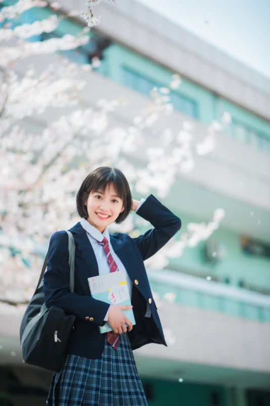 日本少女开学季小清新制服美女养眼写真图片