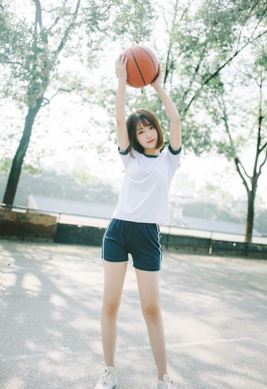 校园篮球宝贝少女日系体操服白嫩写真