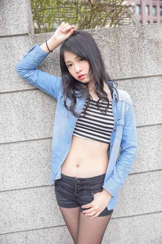 [台湾美女] 嫩模小枫 - 信義區外拍 写真图片