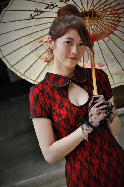 [台湾美女] Brindy薛薛 - 至善園旗袍外拍