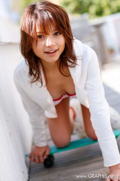 柚木蒂娜 -日本激情熟女诱惑图片