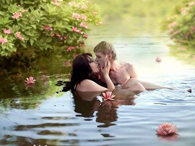 在水中做爱的情侣要注意什么